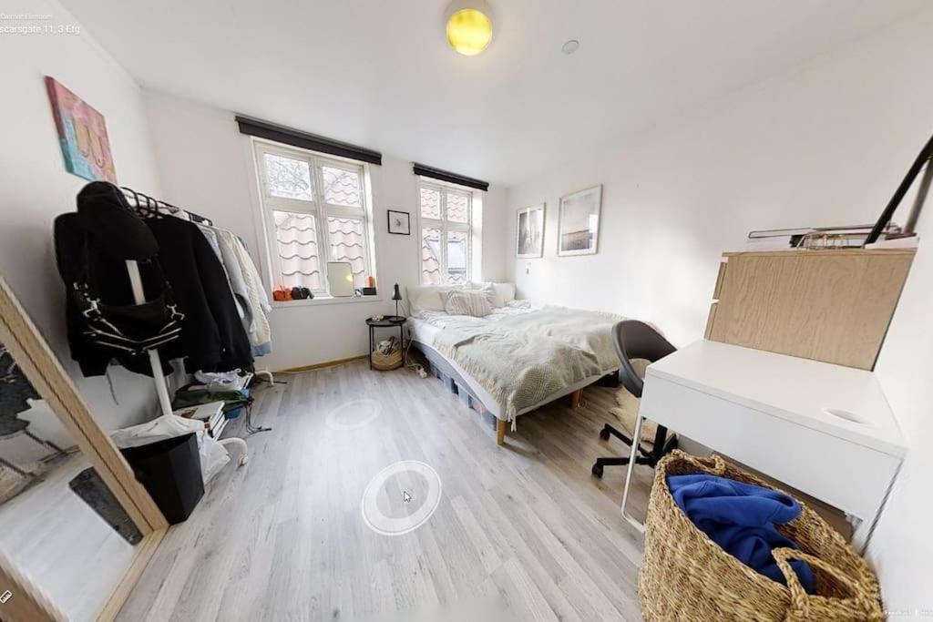 Spacious, 1 Minute From Bryggen! Bergen Zewnętrze zdjęcie